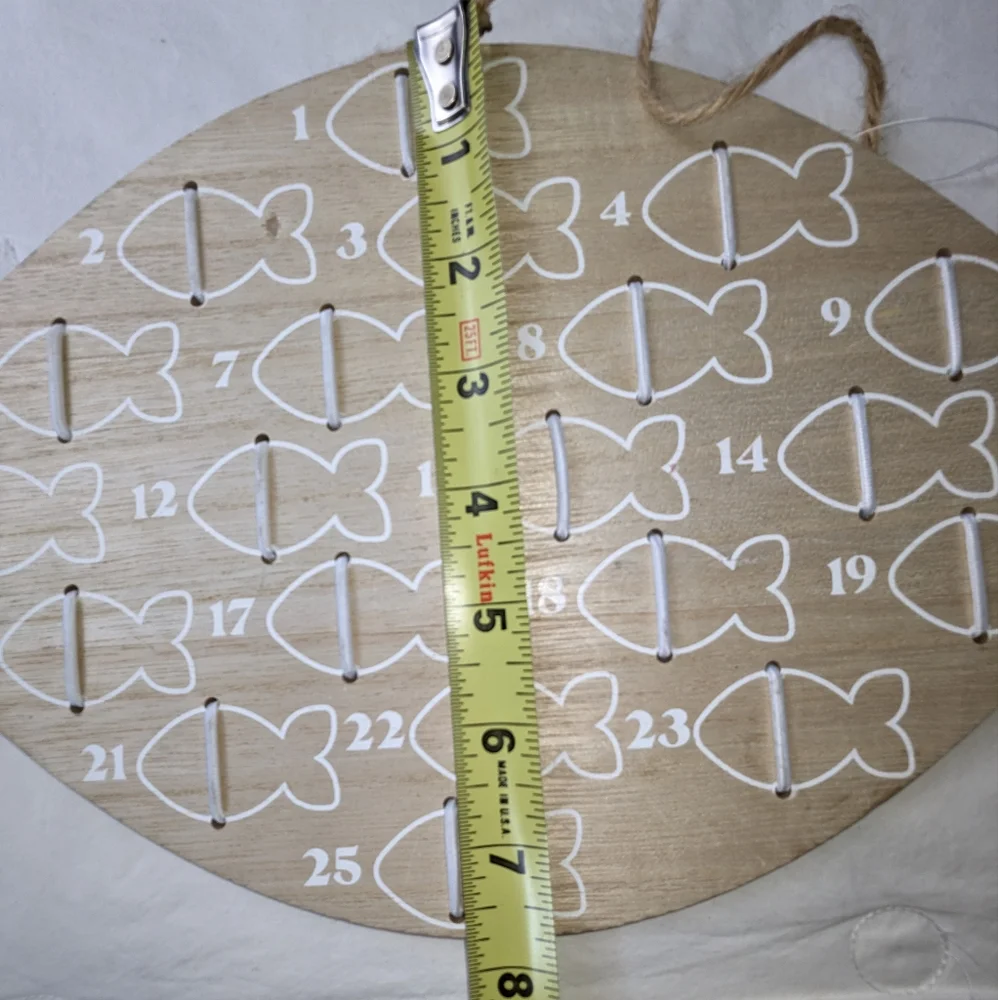 Pet Cat Toy Countdown Calendar wood NWT cat small animal fish shape cream